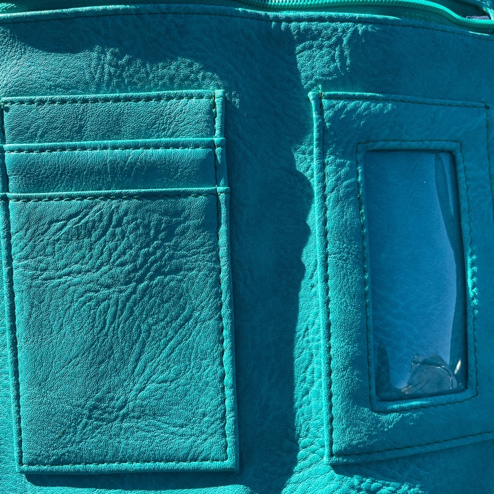 teal wallet - Picture 4 of 5